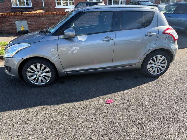 Suzuki Swift Hatchback, Petrol, 2013, Grey