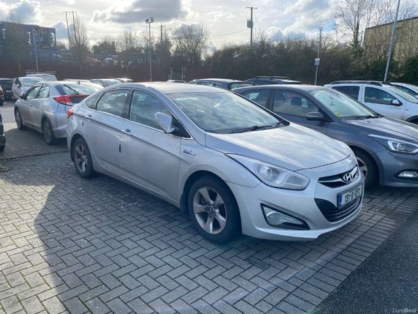 Hyundai i40 Saloon, Diesel, 2013, Silver