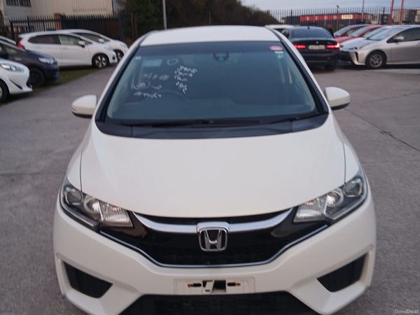 Honda Fit Hatchback, Petrol Hybrid, 2018, Silver