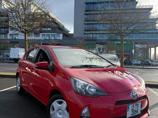 Toyota Aqua Hatchback, Petrol Hybrid, 2012, Red