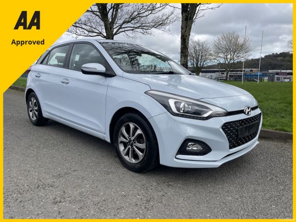 Hyundai i20 Hatchback, Petrol, 2018, Grey
