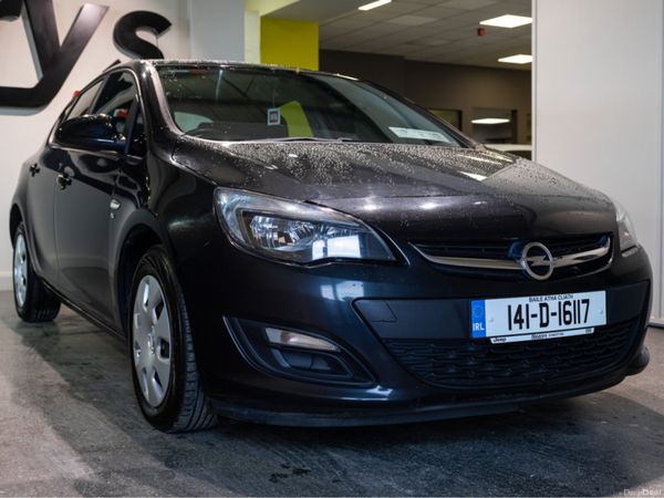 Opel Astra Hatchback, Petrol, 2014, Black
