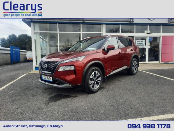 Nissan X-Trail MPV, Petrol, 2023, Red
