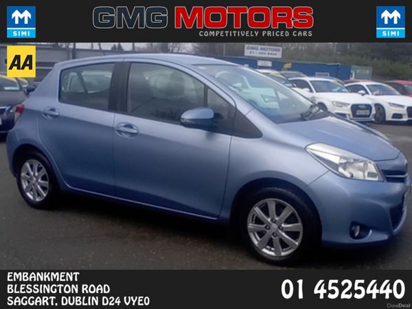 Toyota Yaris Hatchback, Petrol, 2014, Blue