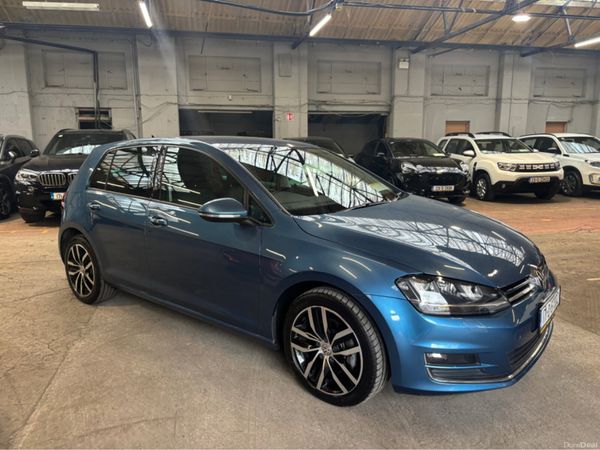Volkswagen Golf Hatchback, Petrol, 2017, Blue