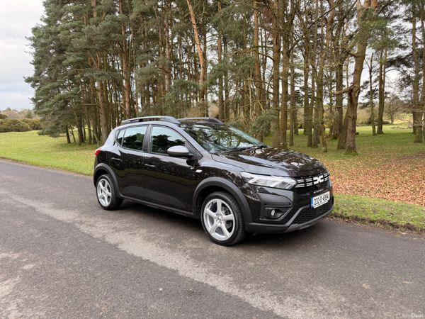 Dacia Sandero Stepway Hatchback, Petrol, 2023, Black