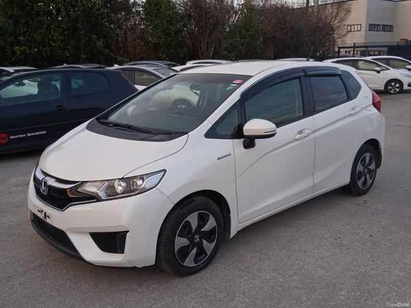 Honda Fit Hatchback, Petrol Hybrid, 2017, White