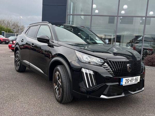 Peugeot 2008 MPV, Petrol, 2025, Black