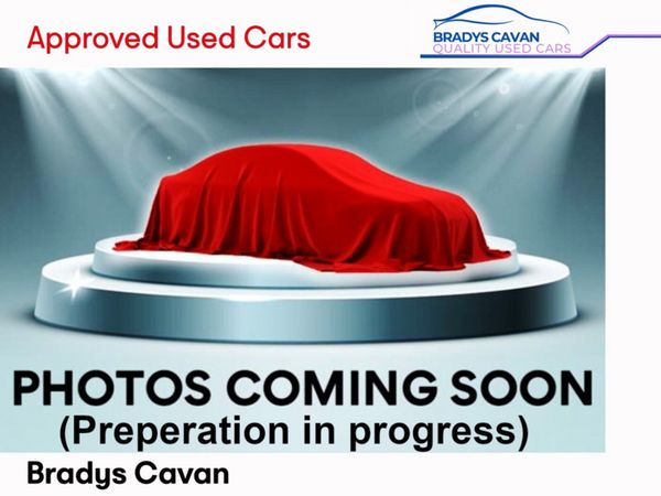 Volkswagen Polo Hatchback, Petrol, 2017, White