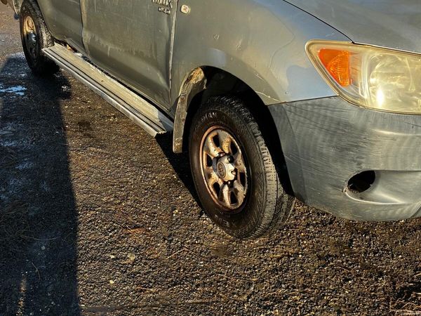 Toyota Hilux Pick Up, Diesel, 2007, Silver