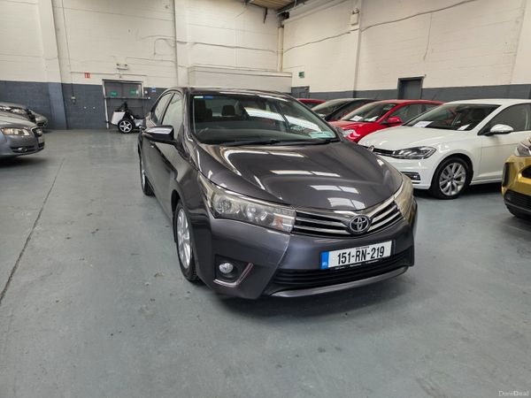 Toyota Corolla Saloon, Diesel, 2015, Grey