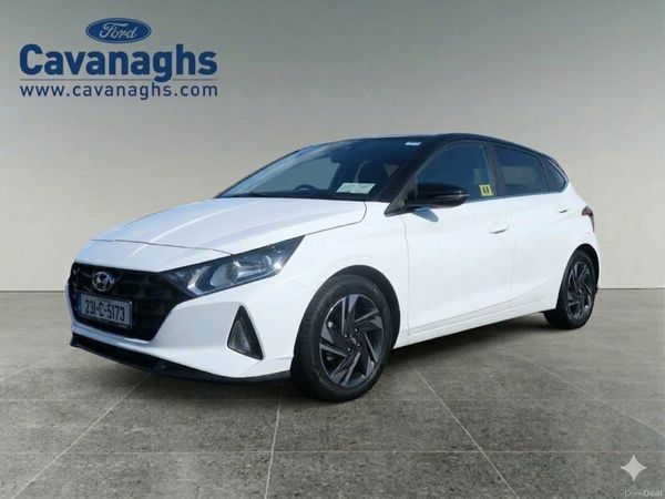 Hyundai i20 Hatchback, Petrol, 2023, White