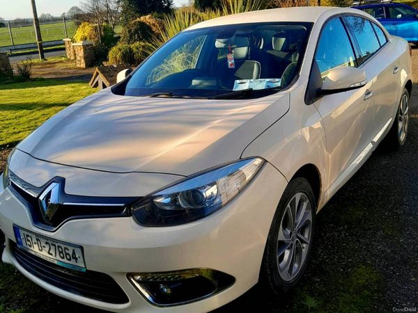 Renault Fluence Saloon, Diesel, 2015, Yellow