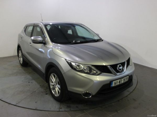 Nissan Qashqai Hatchback, Diesel, 2014, Silver
