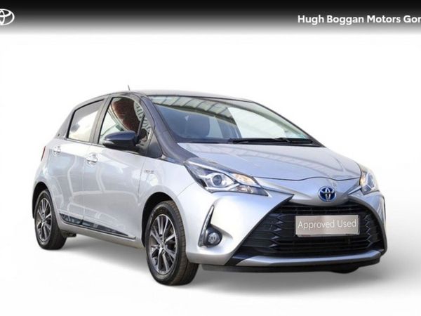 Toyota Yaris Hatchback, Petrol Hybrid, 2020, Silver