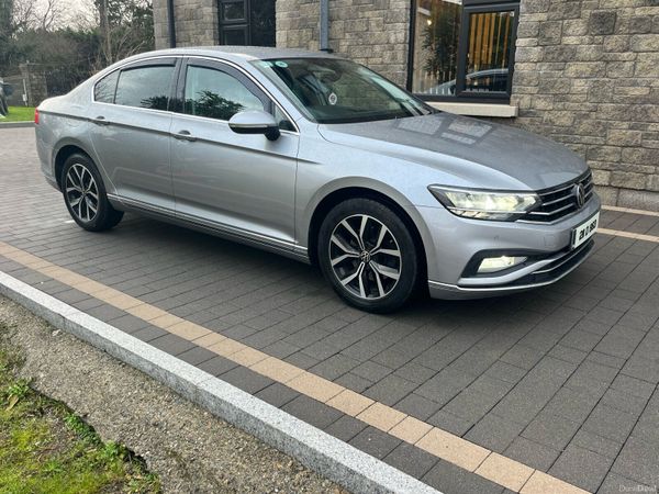 Volkswagen Passat Saloon, Diesel, 2021, Grey