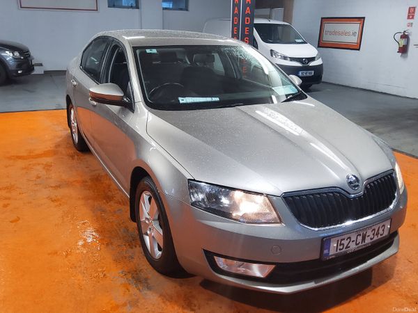Skoda Octavia Saloon, Diesel, 2015, Beige
