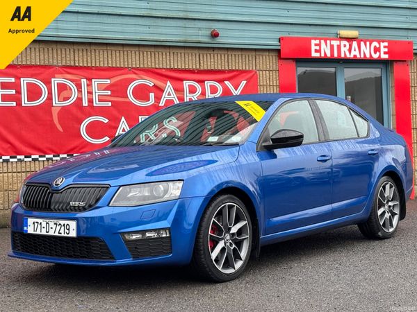Skoda Octavia Saloon, Diesel, 2017, Blue