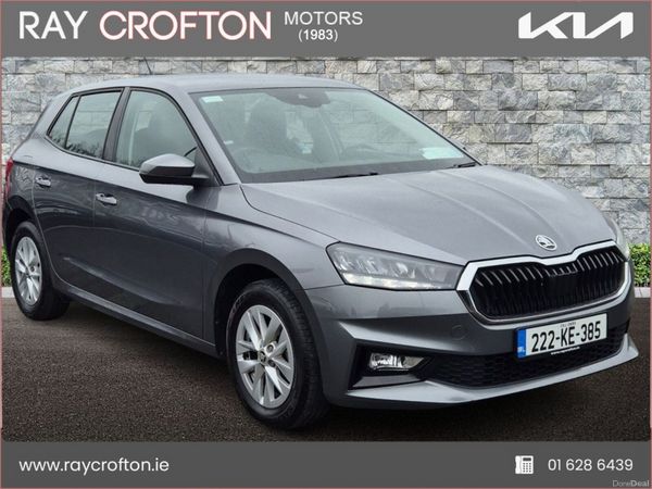 Skoda Fabia Hatchback, Petrol, 2022, Grey