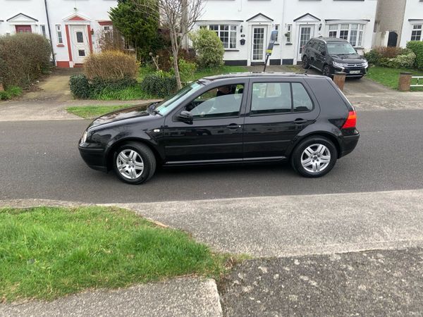 Volkswagen Golf Hatchback, Petrol, 2002, Black