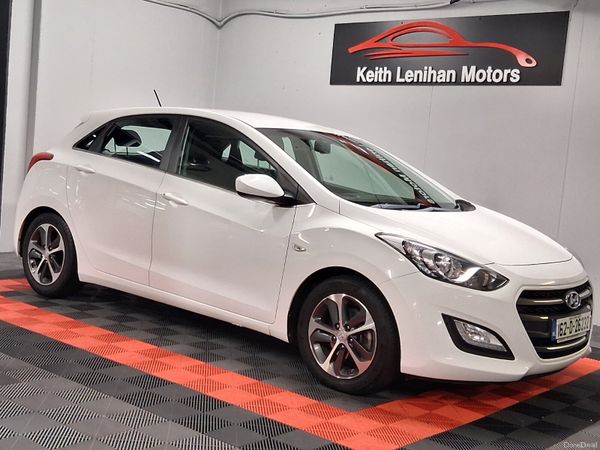 Hyundai i30 Hatchback, Diesel, 2016, White