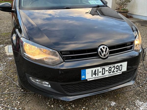 Volkswagen Polo Hatchback, Petrol, 2014, Black