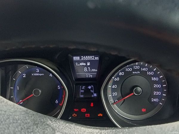 Hyundai i30 Hatchback, Diesel, 2013, Red