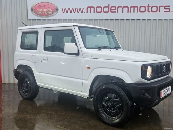 Suzuki Jimny MPV, Petrol, 2024, White
