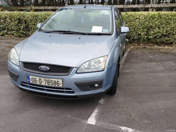 Ford Focus Saloon, Petrol, 2006, Blue