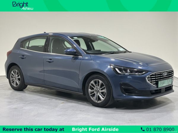 Ford Focus Hatchback, Diesel, 2023, Blue
