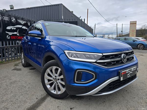 Volkswagen T-Roc SUV, Petrol, 2024, Blue
