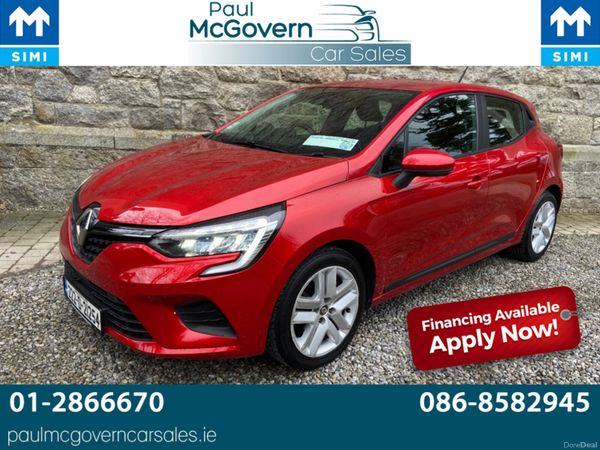 Renault Clio Hatchback, Petrol, 2022, Red
