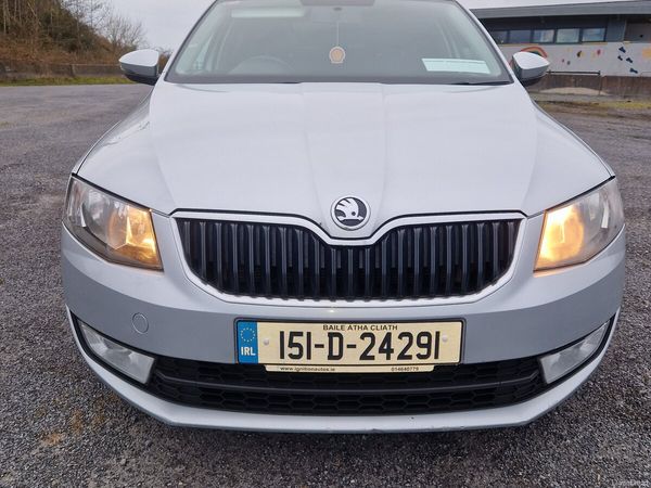 Skoda Octavia Saloon, Diesel, 2015, Silver