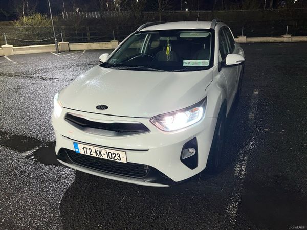 Kia Stonic Hatchback, Diesel, 2017, White