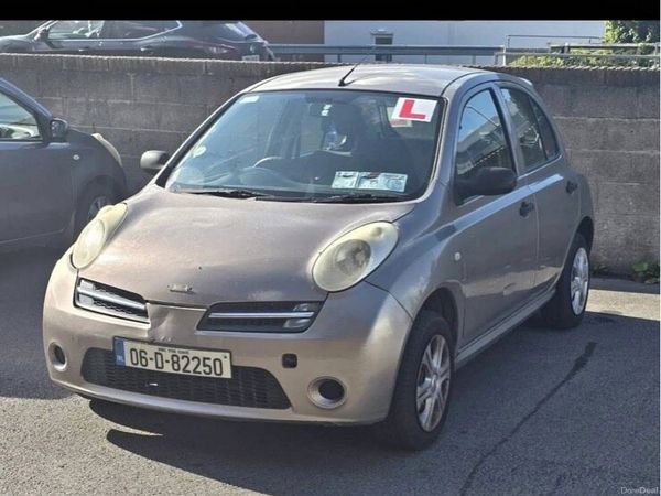 Nissan Micra Hatchback, Petrol, 2006, Gold
