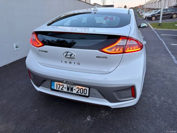 Hyundai IONIQ Hatchback, Electric, 2017, White