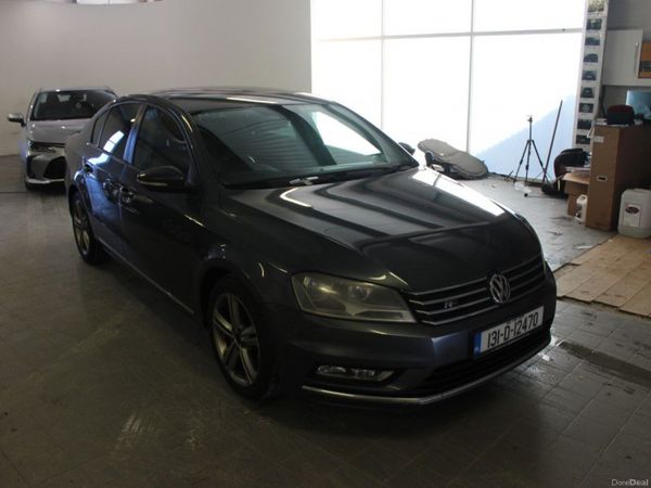 Volkswagen Passat Saloon, Diesel, 2013, Grey