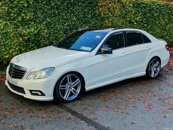 Mercedes-Benz E-Class Saloon, Diesel, 2010, White