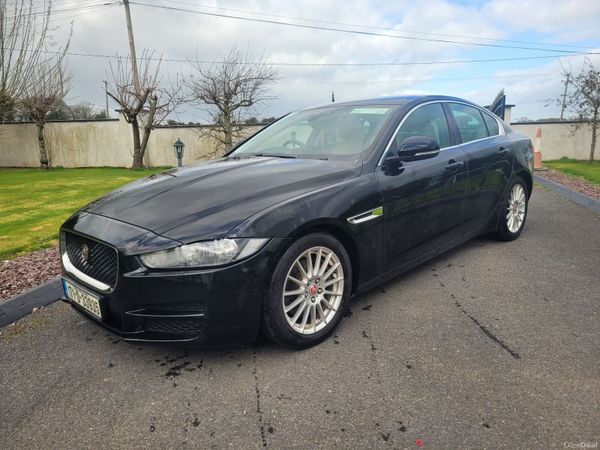 Jaguar XE Saloon, Diesel, 2017, Black