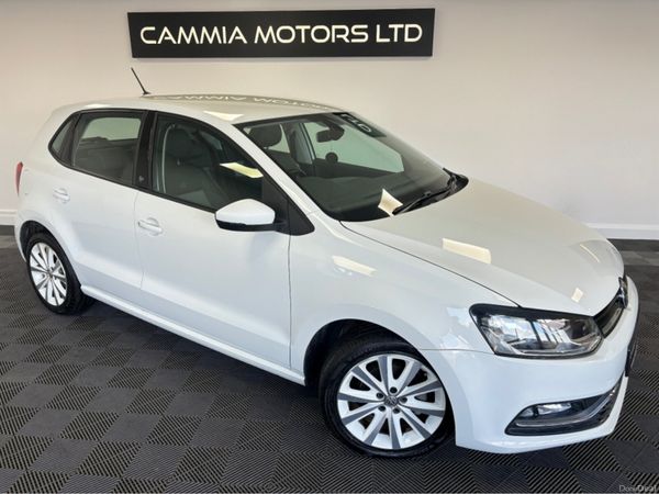 Volkswagen Polo Hatchback, Petrol, 2016, White