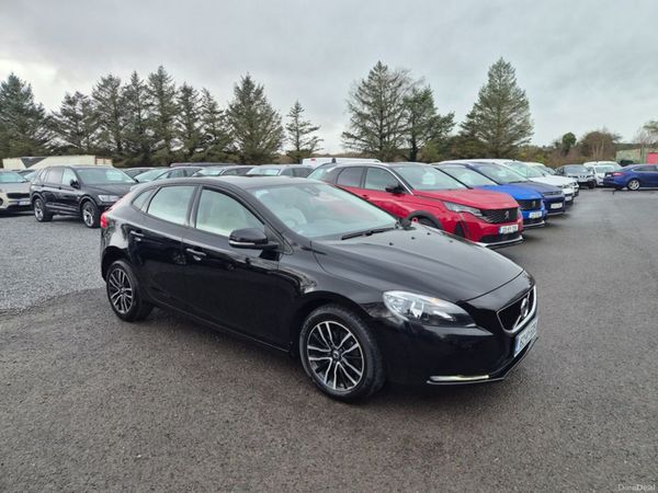 Volvo V40 Estate, Diesel, 2016, Black