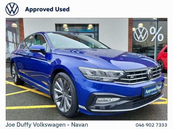 Volkswagen Passat Saloon, Diesel, 2021, Blue
