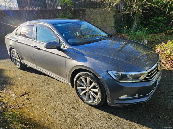 Volkswagen Passat Saloon, Diesel, 2016, Grey