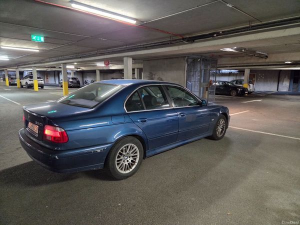 BMW 5-Series Saloon, Petrol, 2003, Blue