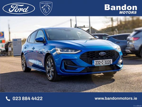 Ford Focus Hatchback, Petrol, 2023, Blue