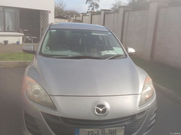 Mazda Mazda3 Saloon, Diesel, 2012, Grey