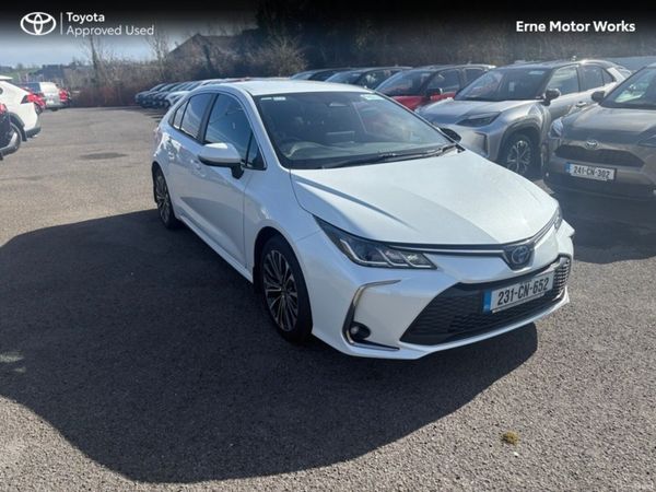 Toyota Corolla Saloon, Petrol Hybrid, 2023, White