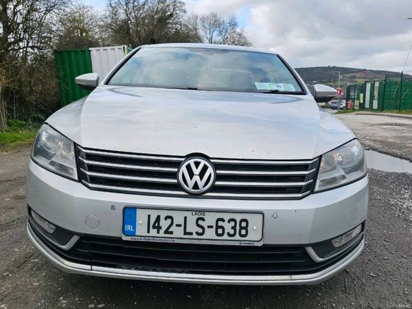 Volkswagen Passat Saloon, Diesel, 2014, Silver