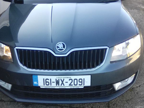 Skoda Octavia Saloon, Diesel, 2016, Grey