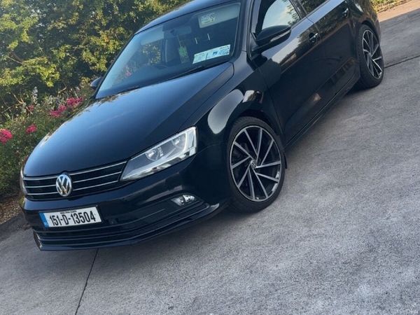 Volkswagen Jetta Saloon, Diesel, 2015, Black